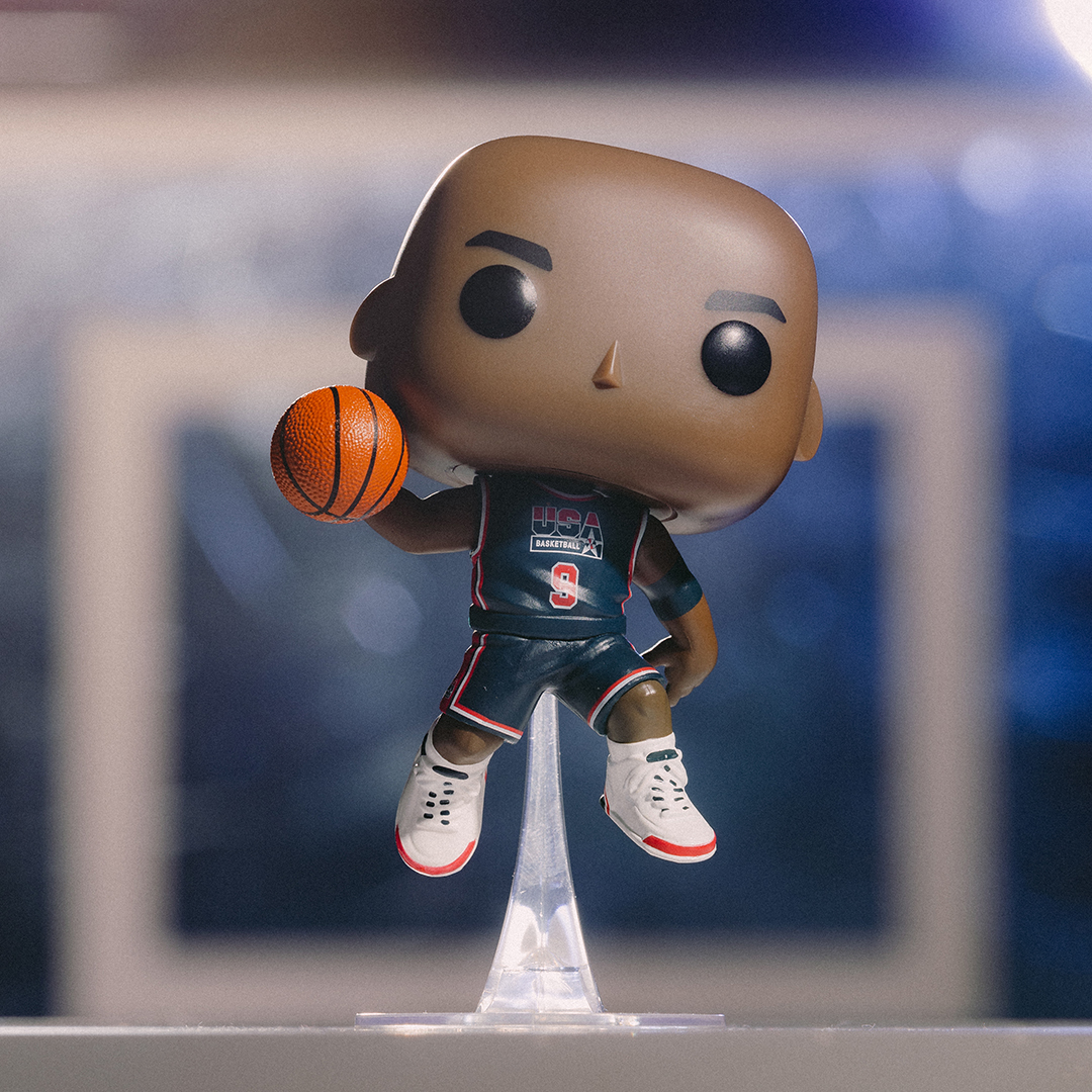 Foot Locker on Twitter: "Dream Team MJ 🐐 🇺🇸 '92 Jordan Funko coming soon! https://t.co/5ugLNeiMcf" / Twitter