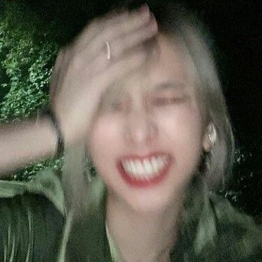 hourlyjiwoo's tweet photo. #JIWOO #전지우 #KARD
#카드 @KARD_Official https://t.co/LITAKkNEnA