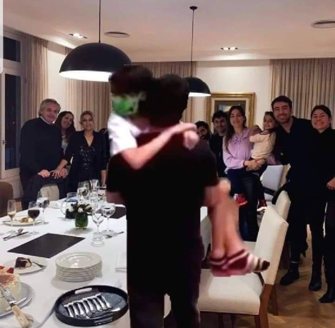 Manuel Adorni tweet media