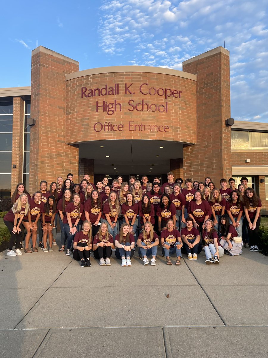 RCHSFMP's tweet photo. So proud of the work this group put into today and the leadership they are providing the freshmen of @RCHS_Jaguars https://t.co/rmKWshsAEf