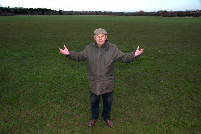 THIS SUNDAY - The Dick Widdowson Memorial Football Match. 

Worcester footballers coming together to give Dicky Widd a good send off.

Come along, support &amp; show your appreciation for a man who did so much for Worcester football. 

Kick off 11:30 @ Archdales Sports &amp; Social Club.