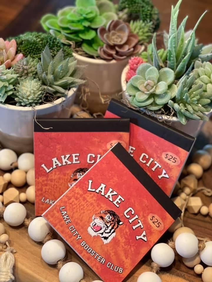 🧡Happy Friday!  We are so thankful for the local businesses that make this coupon booklet a success! Your generosity is undeniable!   

🖤We will be selling booklets today (8/13) at Underwood Park from 11-1pm &amp; 5-7pm &amp; Dux from 5-7pm too!