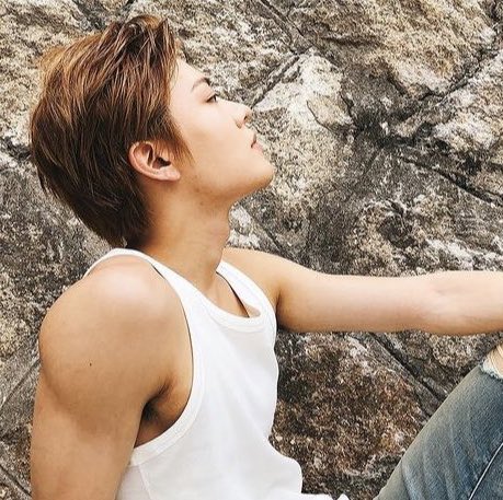 myktaehy tweet picture