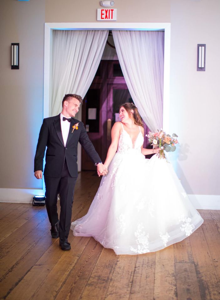 Booking Weddings For 2022!     386-738-6000 ext.5