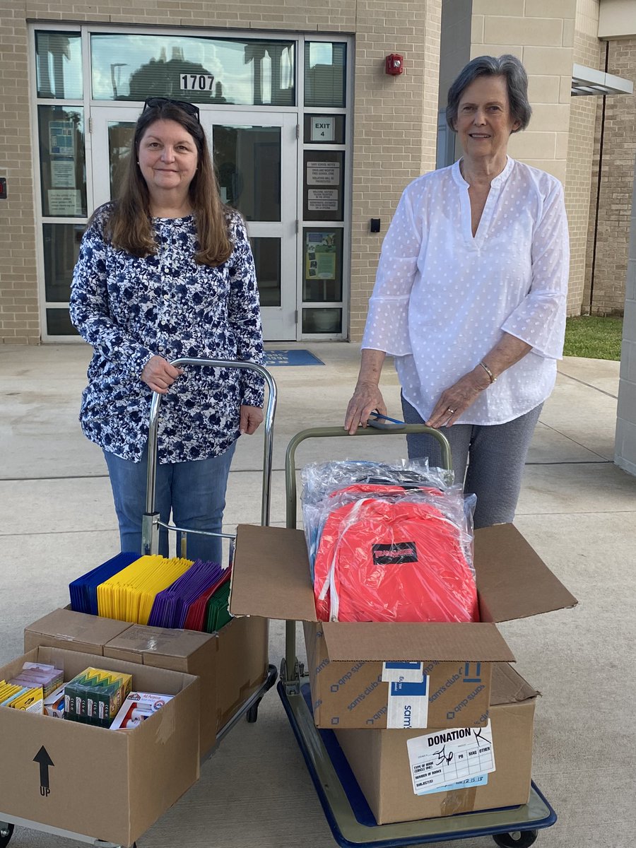 KKECLCE's tweet photo. Thank you, Christian Outreach Alliance, for supporting our students and staff every year! @CLCEThunderbird https://t.co/dFLvZJkZrO