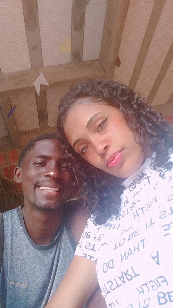 Papaidopyetro10's tweet photo. Muito meu amoor👩🏽‍🤝‍👨🏿🥰💕 https://t.co/YoFScHGrco