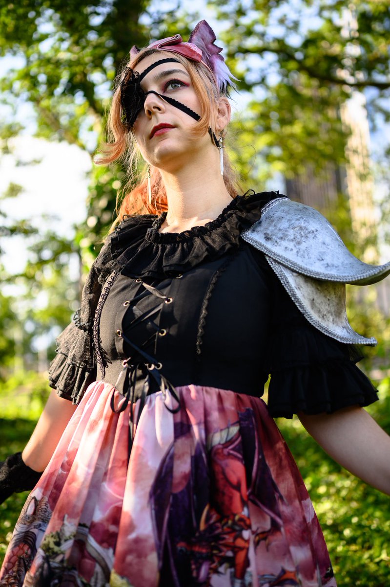 DubsiTabsi's tweet image. I wanna show you these cool photos @ImOnFNFire took of me at the end of #dokomi2021 in a random bush heh!! I love them, I love the Outfit so much ;v; thanks to @replicanox for the sword, ears and earrings! And my friends for that awesome gift aka the dress ;v; love u all!!