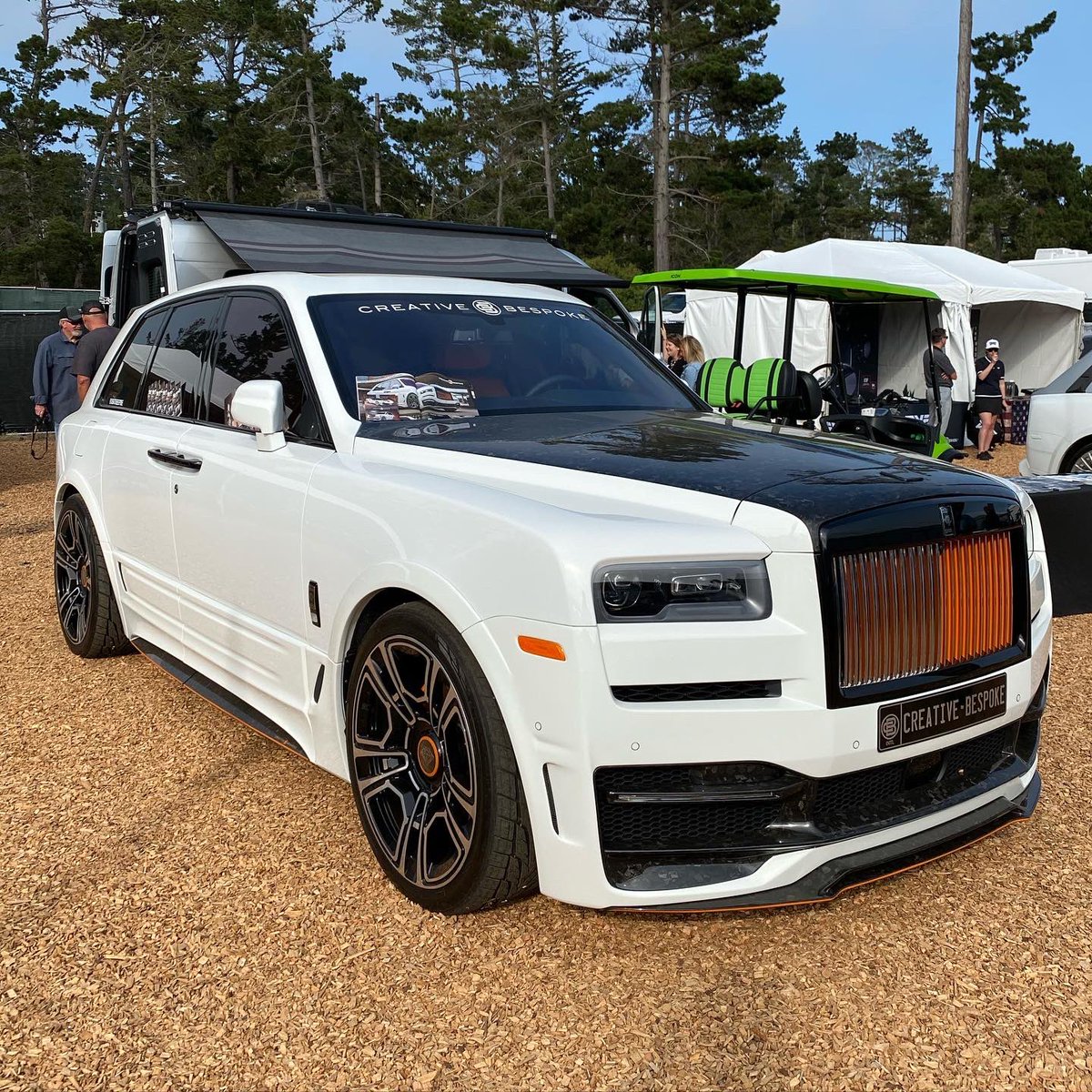 leaseitfromLLP's tweet photo. Moments from day 1 at the duPont Registry booth! 

#dupont #dupontregistry #moments #rolls #rollsroyce #white #mclaren #bugatti #montereycarweek #monterey #california #cali #car #carsofig #exoticcars #cool #whip #cars #luxury #lease #llp #dope https://t.co/DU7ZXLuePG