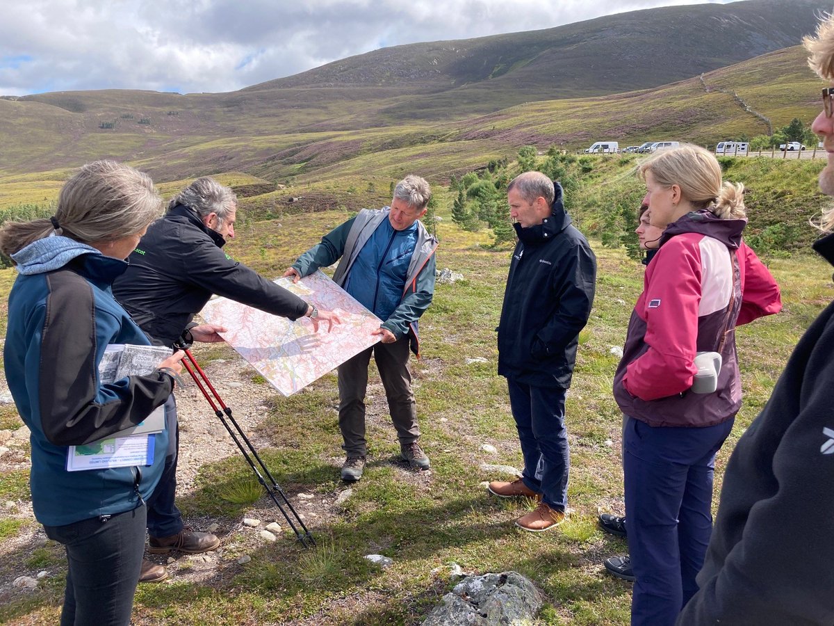 ScotGovNetZero's tweet photo. Net Zero Secretary @MathesonMichael visited #Cairngorms #NationalPark to hear about collective efforts to tackle the climate emergency and biodiversity crisis, including the #HeritageHorizon &amp; @CairngormsCo projects.

#ActiveTravel #Conservation #LetsDoNetZero ⛰️🏕️🚴🌍 https://t.co/1k5wGguson