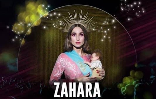 Hoyuelicos's tweet photo. Cartel de Extremoduro en 2002 que se publicó sin ningún tipo de censura VS cartel de Zahara en 2021 que V0X ha conseguido que se censure.
Sigamos blanqueando a la extrema derecha. Vamos hacia atrás a marchas forzadas. https://t.co/CtfK2CWjgx