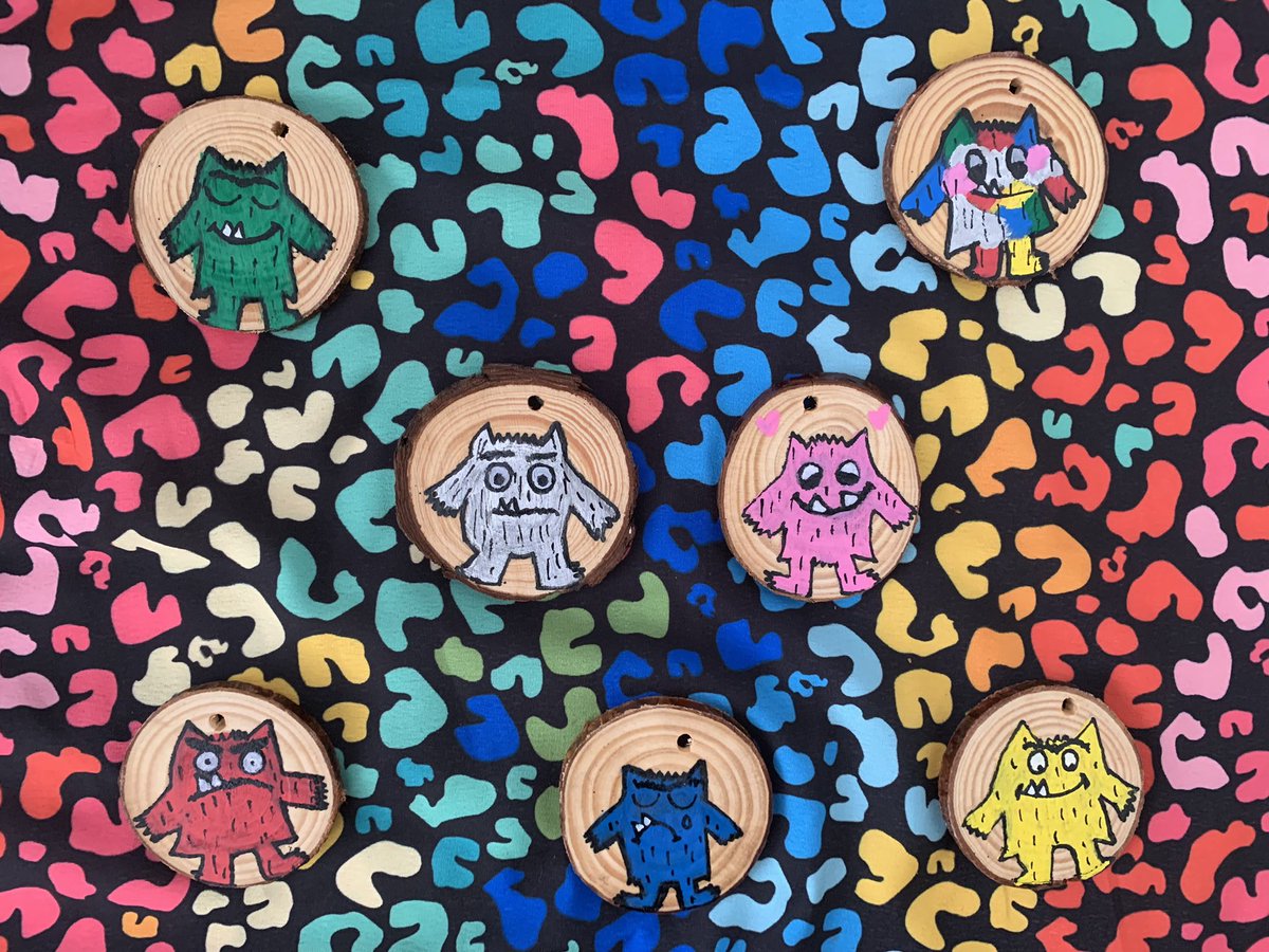 MrsGriffiths7's tweet photo. Made some more colour monster resources to go into our colour monster area this September πππππ€β€οΈ
#colourmonster #homemadecrafts #logs #decoratedlogs #eyfs #feelings #selfregulation https://t.co/90xmHMqigh
