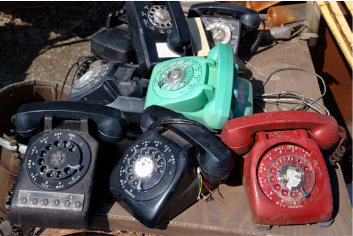 BDMVoice's tweet photo. How have you planned for the ISDN switch off? If you haven't, why not get in touch today on 0330 159 4000. One of our friendly experts will advise you on the best solution for your business. 
https://t.co/vdyUo7kIgH
#switchoff #businessbroadband #SME #siptrunking #VoIP  #network https://t.co/cqYP495CFp