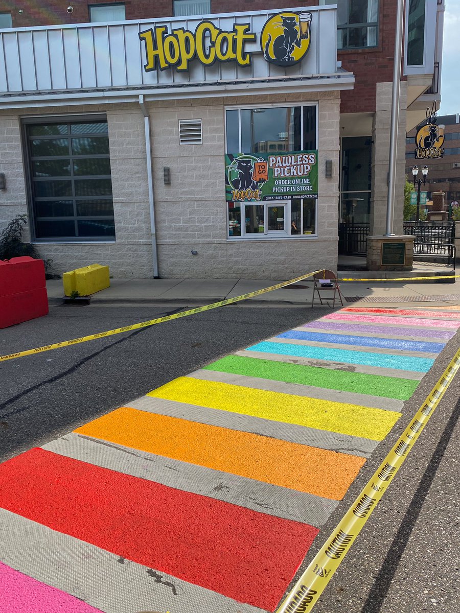 DowntownEL's tweet photo. RAINBOW ROAD 🌈🛣⚡️ (Mario Kart reference anyone?)
The #PlaceProject team’s morning project down at #AlbertELfresco 🤩
#rainbowcrosswalk #placemaking #downtowneastlansing #eastlansing #michiganstateuniversity #pride https://t.co/VJpenH0Mza