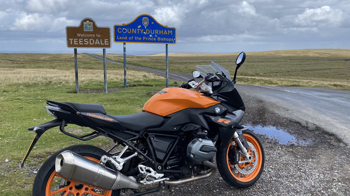 realrider's tweet photo. Hard at it today 📱🏍💨💨 #teesdale #richmond #northyorkshire #motorcycle #emergencyapps #techforgood https://t.co/yzl8kBs2yO