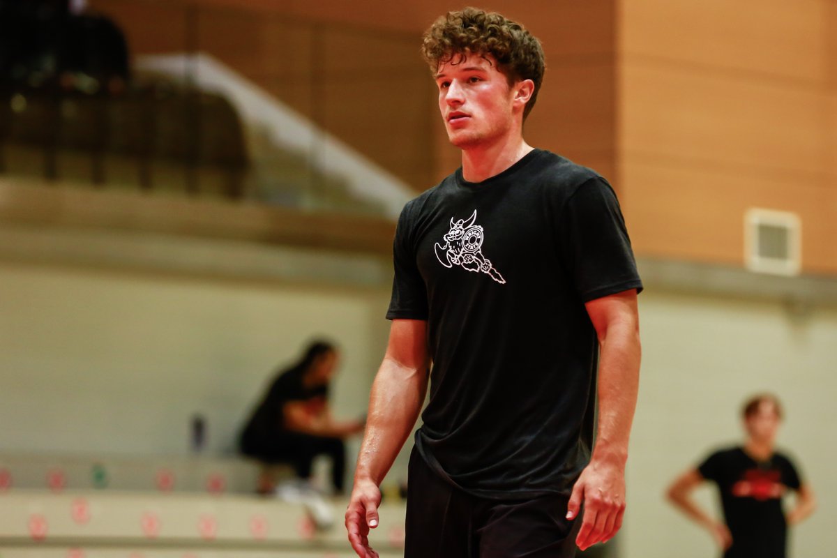 SolentKestrels's tweet image. 📸 Straight to work...

#KestrelsFamily #OffSZN