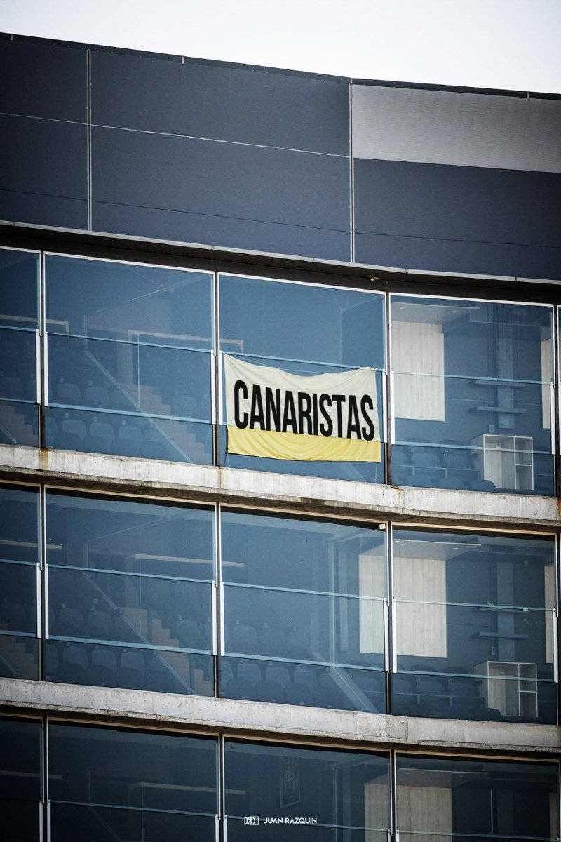 viatristas's tweet photo. Todavía no podemos volver @alvarezcanario, pero ya estamos probando cómo va a ser tu trapo.

#Canaristas 🟡⚫️ https://t.co/MDrnz9bbAM