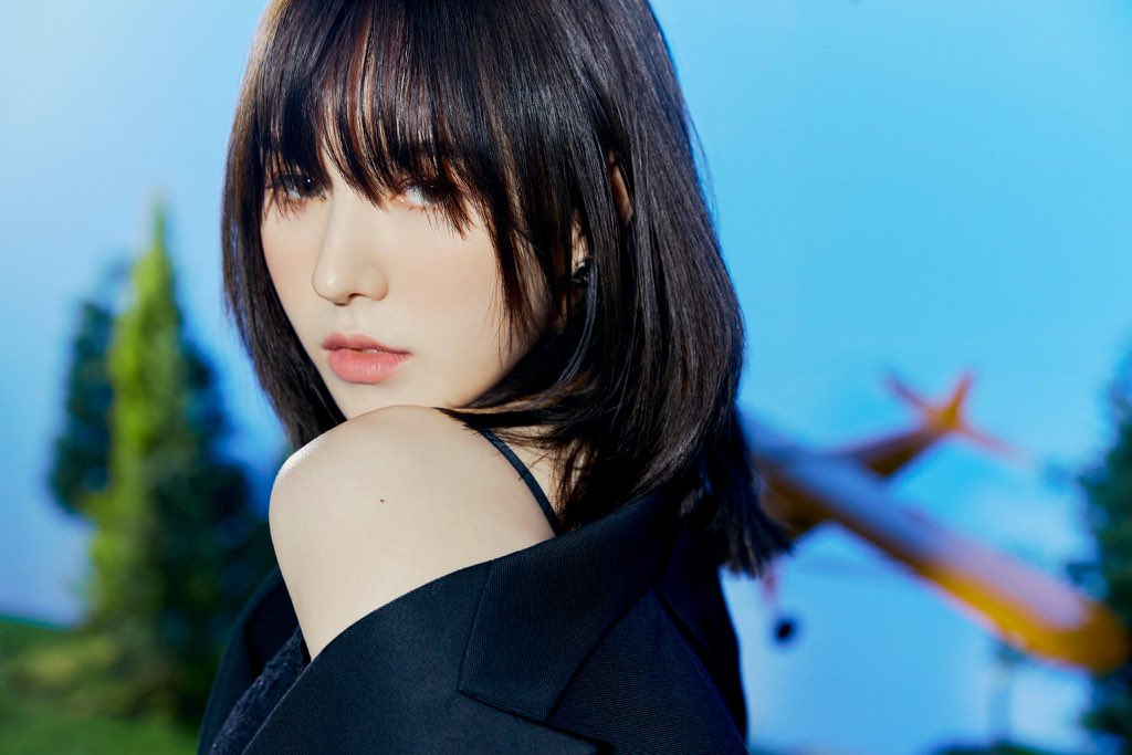 siblings_kim's tweet image. Took these photos on set I think they turned out good I like them #GWModels