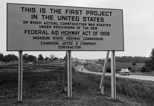 TRIP_Inc's tweet photo. The first construction contracts awarded for the Interstate Highway System were in Missouri in August of 1956. @TRIP_Inc report details Missouri’s Interstate Highway System as it turns 65 https://t.co/z6qcMlphIQ #FutureInterstate #Infrastructure https://t.co/yAH6J1Fh9P