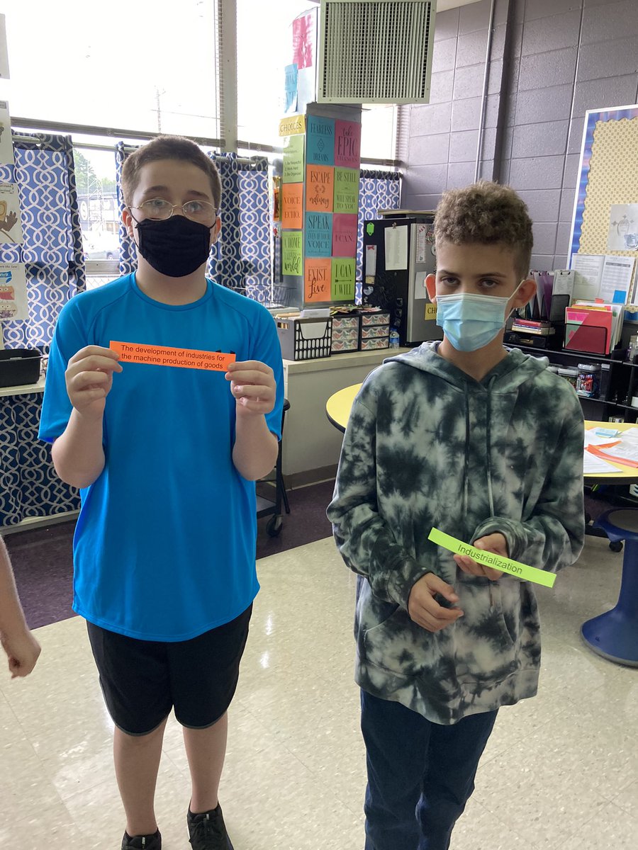 AmandaBrown456's tweet photo. See what they found- Walking SS Vocabulary Scavenger Hunt @CISWildcats #wildcatnation https://t.co/0ANKNWkHph