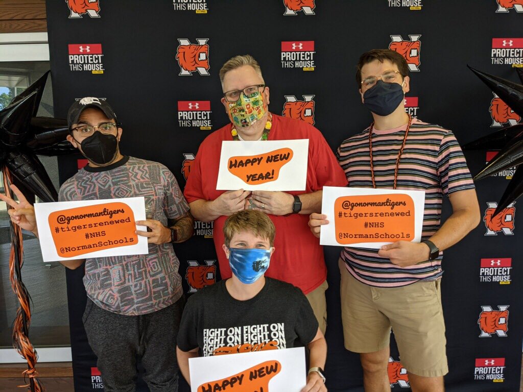 Teachers first day back ft. @MehrabianWHAP @richardcavett @jillianloconnor #SocialStudies