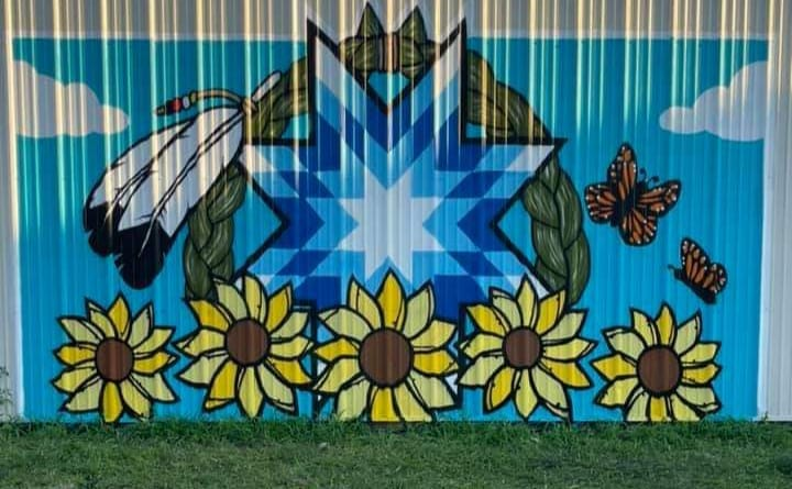 LJRleadandserve's tweet photo. @SanteeSchoolNE Amazing!  Welcome back to school Isanti students! Excited to be on this journey with you! #warriorpride #leadershipmatters #makeadifference https://t.co/70PwBUEhjp