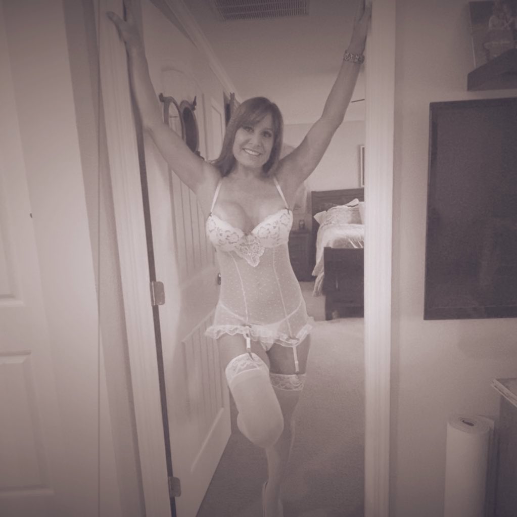 Farm Girl Jen of the Banshee Moon *Official Page* on X: 
