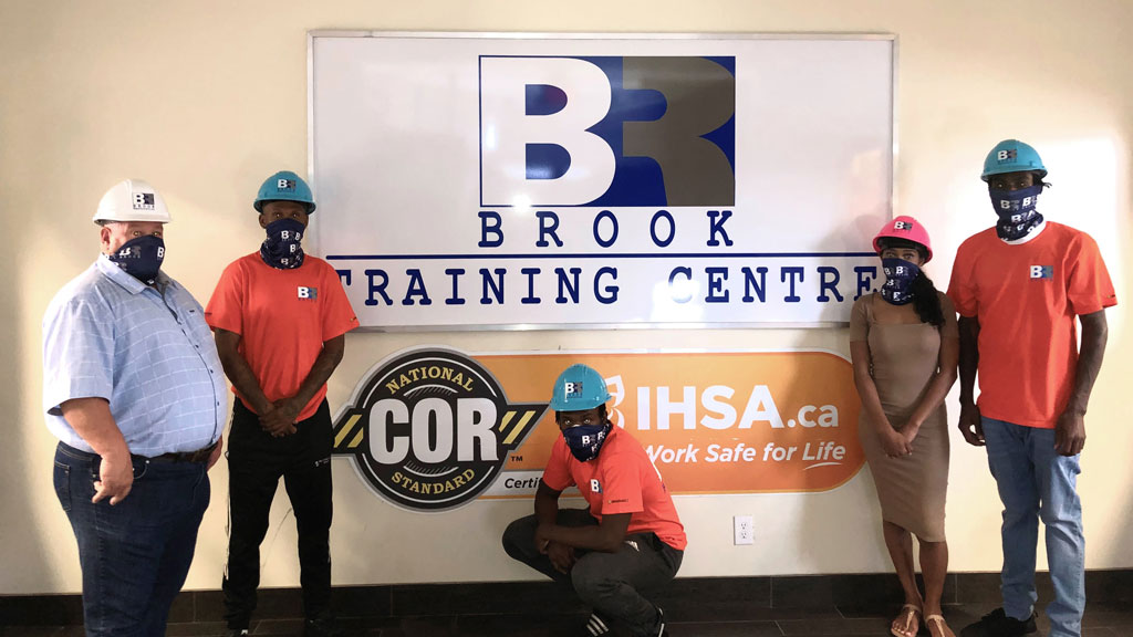 DCN_Canada's tweet photo. .@BrookRestoratn trainees are getting the breaks needed to succeed. https://t.co/Ji0MhudKPI https://t.co/wJsbBFodZA