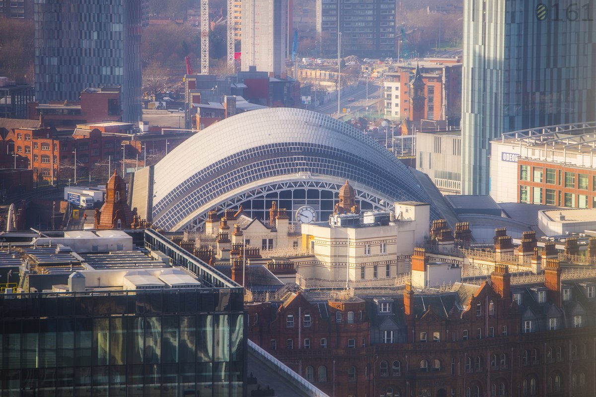 0161Manchester_'s tweet photo. G-mex and The Midland Hotel https://t.co/CtDfSLOoNu
