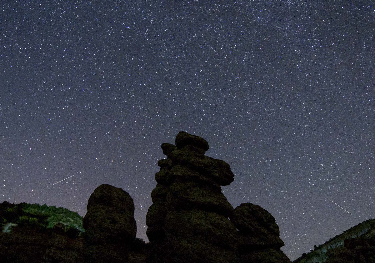 Персеиди над камените кукли во Куклици