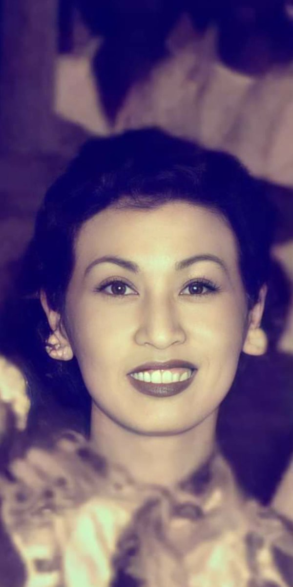 clappylicious's tweet photo. Socorro "Coring" de la Cruz aka  Aruray was from Calamba Laguna but grew up in
Intramuros Manila (Born: 18 July 1922) Her parents were Braulio de la Cruz and Eusebia Diaz. Aruray died in 1988. https://t.co/mtVz25LzX2