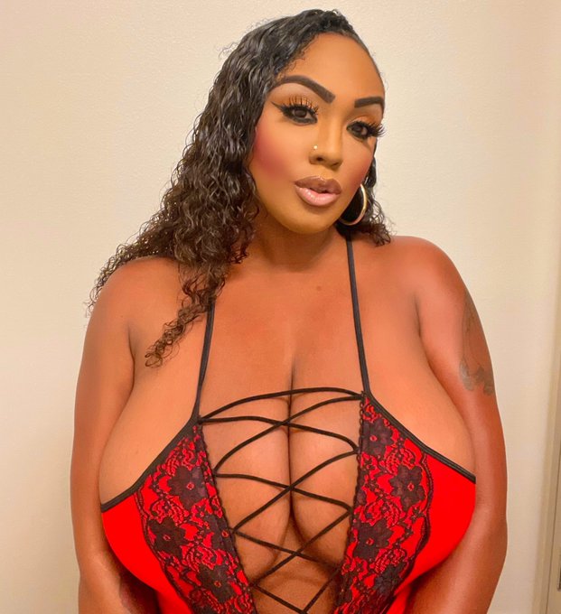 You guys like this color on me ? 🔥🥰 https://t.co/7JOFra1Jqo  #red #friday #dallas #texas #weekend #onlyfans<a href="/tag/texas"class="tags"><span>#texas</span></a><a href="/tag/friday"class="tags"><span>#friday</span></a><a href="/tag/dallas"class="tags"><span>#dallas</span></a><a href="/tag/red"class="tags"><span>#red</span></a><a href="/tag/weekend"class="tags"><span>#weekend</span></a><a href="/tag/onlyfan"class="tags"><span>#onlyfan</span></a>