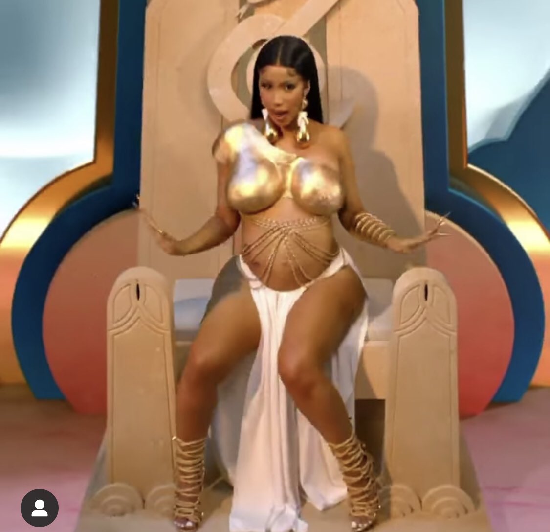 Emily Bryce-Perkins on X: Good morning to Cardi B's pregnant gold boobs   / X