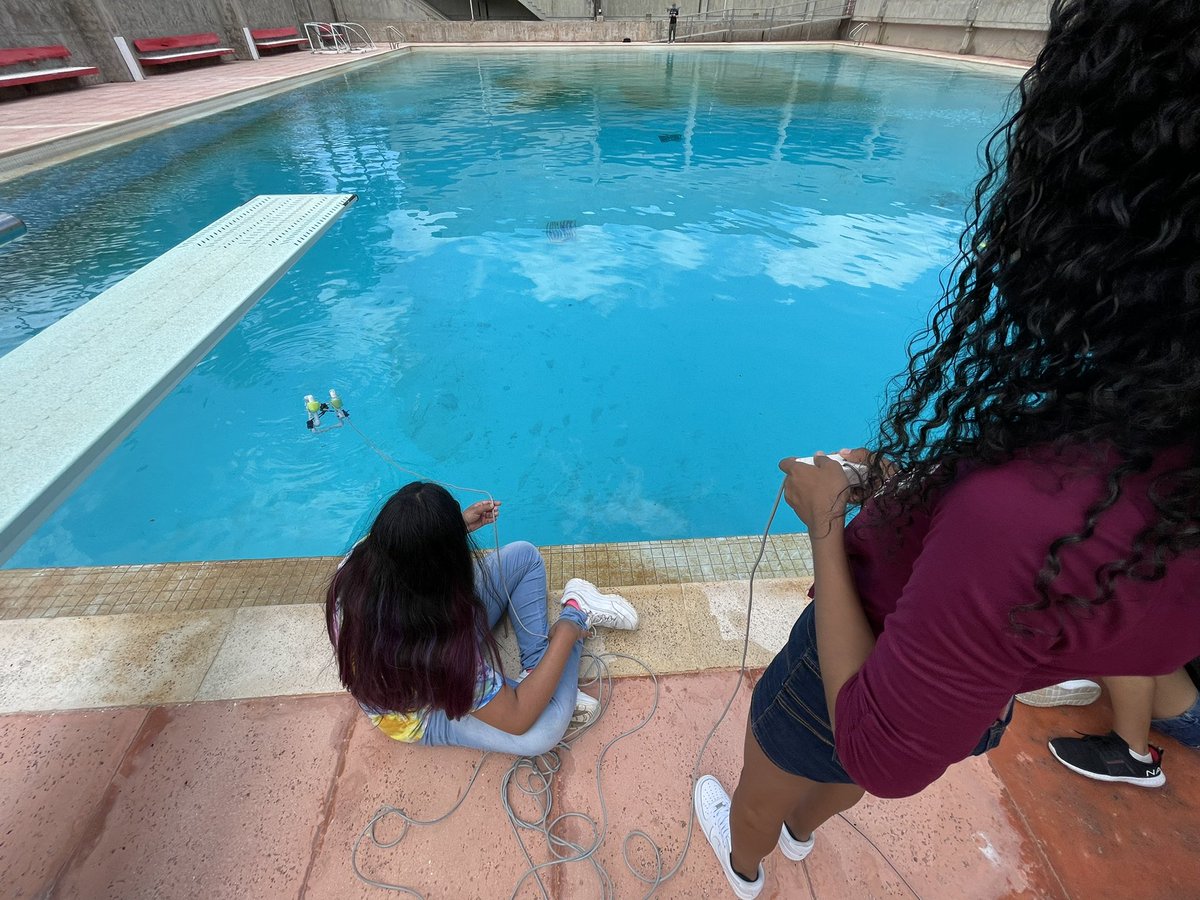 UB_NEIU's tweet photo. Last day of #UnderwaterROV with @uprrp Recinto de Río Piedras Upward Bound #Laupi #TRIOworks #testingROV SeaPerch Program
@CCAS_NEIU @NEIU @CLXchange @COETalk @STEMPushNetwork @ChiPubSchools @Morton201 @seaperch @ConsulMexCho @SecCardona https://t.co/TqODvPLBmN