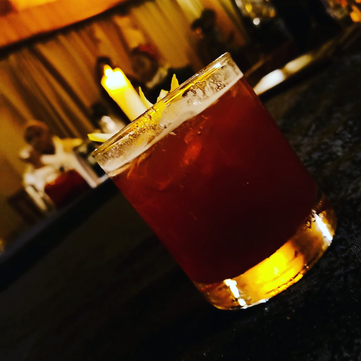AKenyanGirl's tweet photo. What's the weekend calling you to?
I might just bum around, or be nice and go out and be social. We'll see.
As they say, best enjoyed with friends ๐ฅ
#Jameson
#BlackBarrell
#JamesonCocktails https://t.co/h7zFc4WRvb