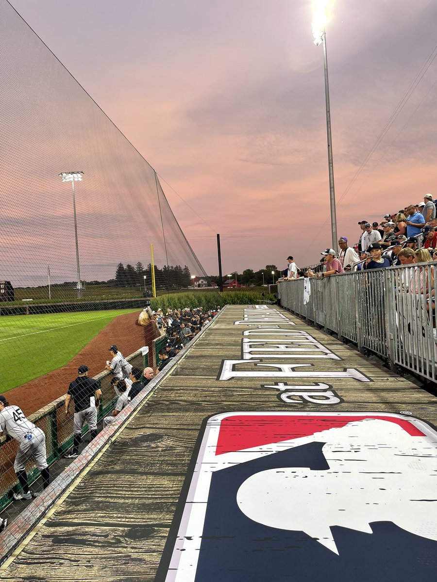 libbyscherbring's tweet image. MLB x FOD
A night I will never forget.
See you next year, @MLB.