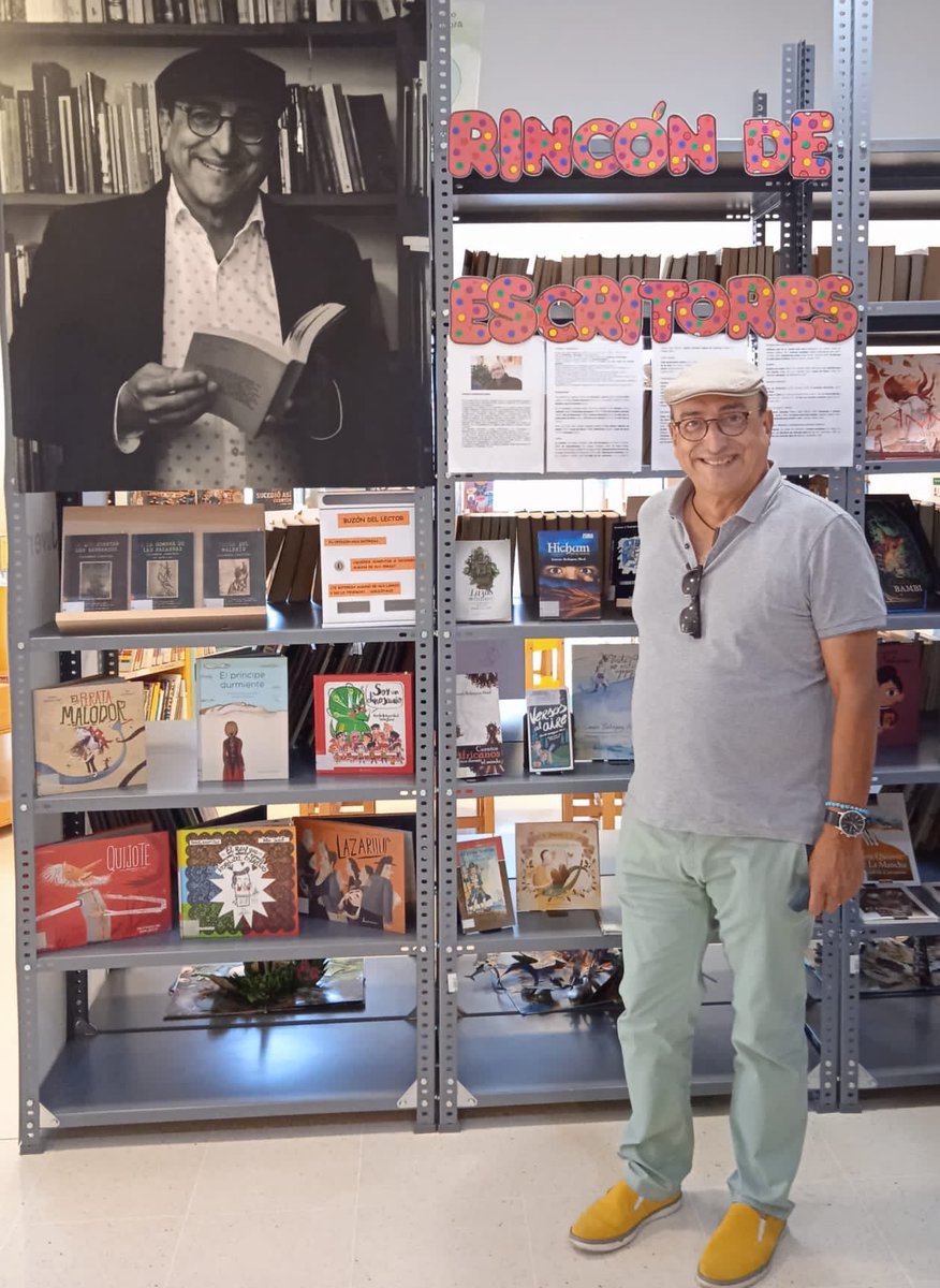 ErnestoRabad's tweet photo. #libros gracias a la Biblioteca pública de La Victoria por hacer visible nuestro trabajo ⁦@AytoLaVictoria⁩ ⁦@DiegoPun_ed⁩ ⁦@bailedelsol⁩ ⁦@cuentoslossilos⁩ https://t.co/ntvMeks8D7