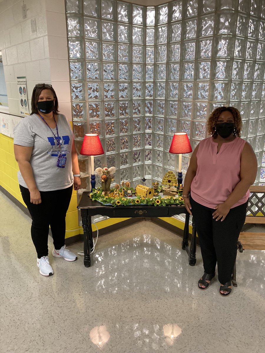 @HCSMidTown (@hcsmidtown) on Twitter photo Excellence on display at Woodmore ES as they welcome students back for another great year!! <a href="/hamcoschools/">Hamilton County Schools</a> <a href="/WoodmoreEagles/">Woodmore Elementary</a> <a href="/WoodmoreElemSch/">Woodmore Elementary</a> Excellence on display at Woodmore ES as they welcome students back for another great year!! <a href="/hamcoschools/">Hamilton County Schools</a> <a href="/WoodmoreEagles/">Woodmore Elementary</a> <a href="/WoodmoreElemSch/">Woodmore Elementary</a>