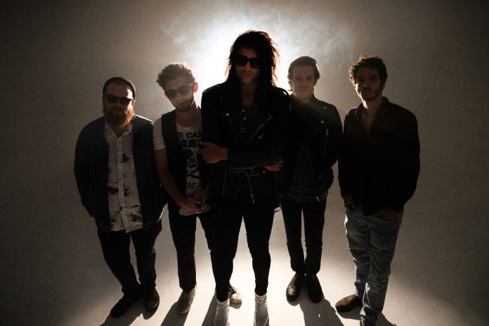 Under_Radar_Mag's tweet image. NYC-based garage rock band @Damnjackals have shared the video for their new single, "Lovely Nuthin," premiering with Under the Radar. The single is the band's first since their 2018 album, 'Crooked Castles, Vol 1." 
undertheradarmag.com/news/premiere_…