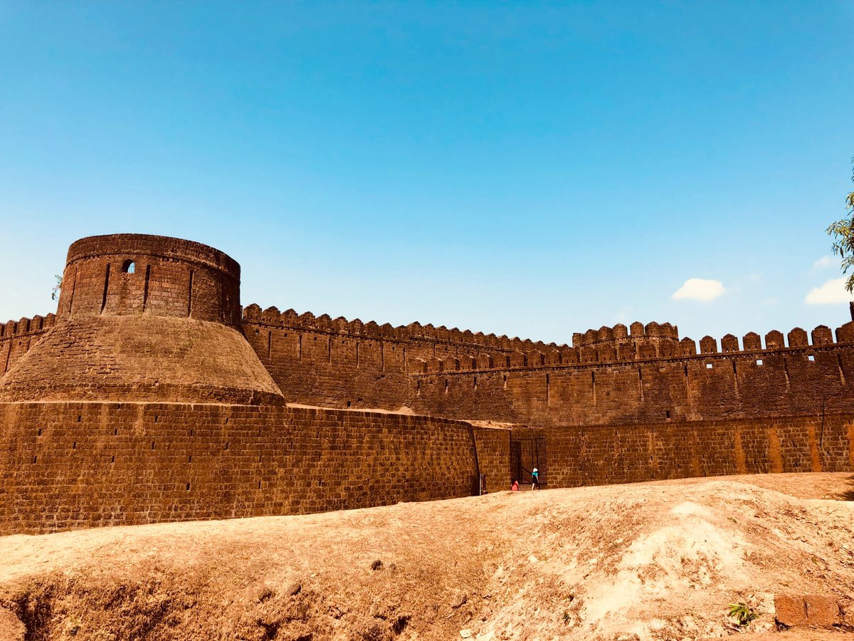 builtcareers's tweet image. #AmazingWorldArchitecture
#MirjanFort
#India

Photo by: unsplash.com/@tejjj

#AmazingArchitecture #Architecture #Design #DeccanArchitecture #MughalArchitecture #AganashiniRiver #Karnataka #Photography #picoftheday #pictureoftheday #Travel #BucketList #builtcareers
