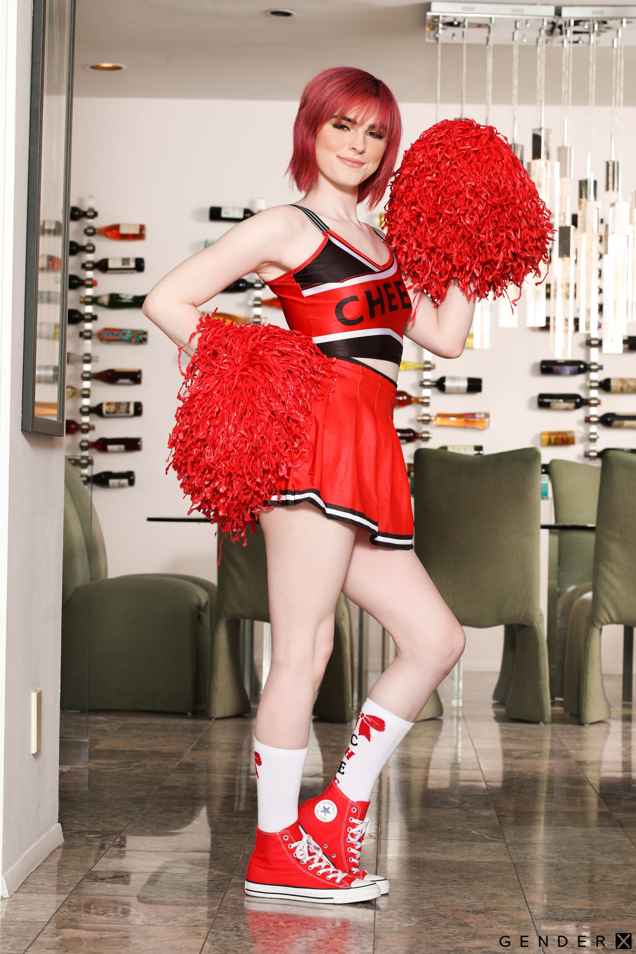 “Cute cheerleader @ella_hollywood shows @SmashTXXX a good time in '...