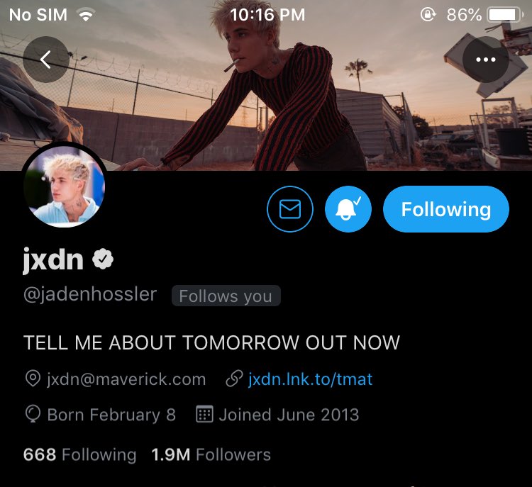 lvujxdn's tweet image. OKAY BUT JADEN JUST FOLLOWED ME WHAATT????? IM CRYING SM I CANT- BYYEEEEE I LOVE HIM SM 😫😫😫 @jadenhossler