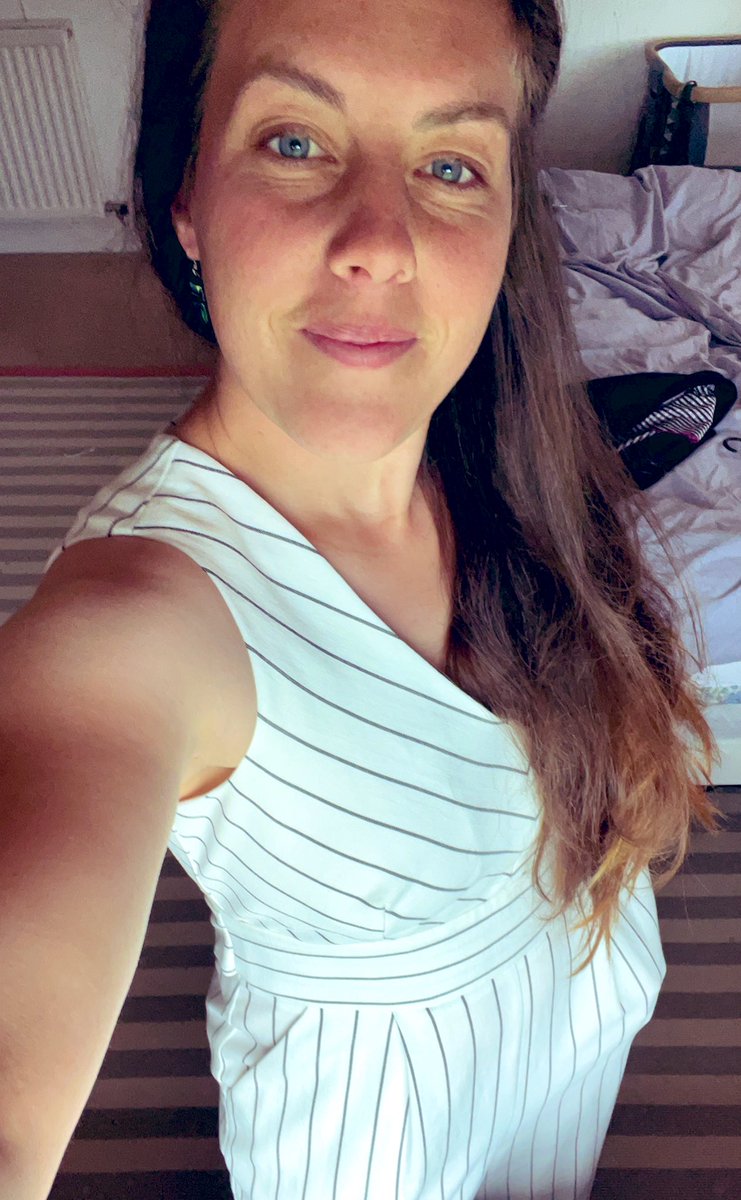 Today I plucked up the courage to put an end to something that’s not been pushing me or my business forward and wow, it feels GOOD. Always wonder why it takes me so long to make positive changes 🤦🏽‍♀️ I’m too ‘nice’ for too long I think 😬 #learningday