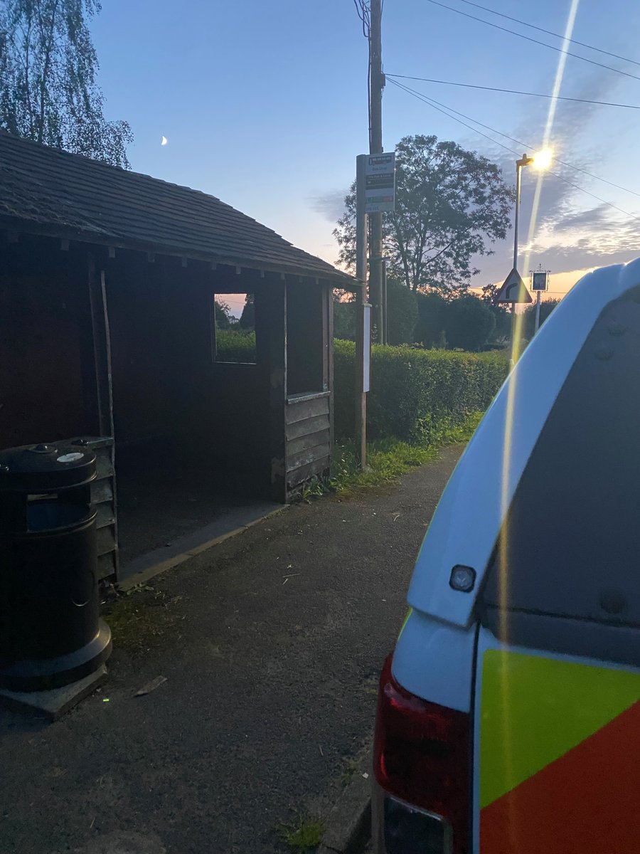 KentPoliceAsh's tweet photo. Local PCSO out on patrol #Wittersham #Woochurch and other rural area's. Following reports of Anti-Social Behaviour. Please report and ASB as it happens. #CommuityPolicing KR https://t.co/FMTKFjtsQv