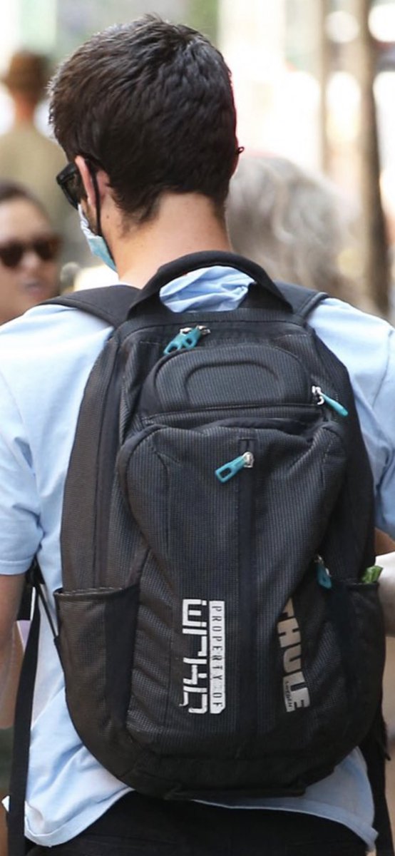 His bag *property of wckd*😳😳