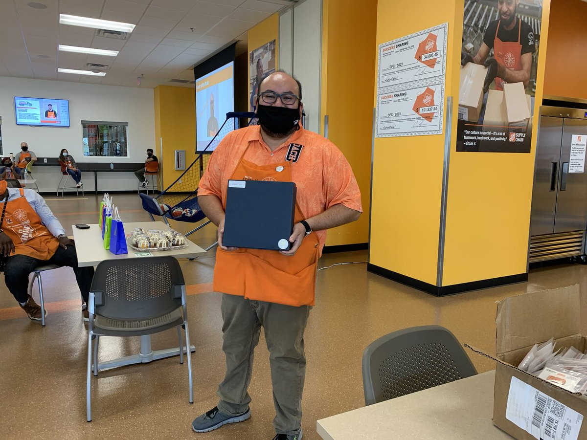 Tekisha Smith (@tekishasmith) on Twitter photo Congratulations Adrian on Leader of the Month! π <a href="/THDHRMatt/">Matthew Ivetic</a> @HDLyles <a href="/Bhutch07/">Brandon Hutchison</a> Congratulations Adrian on Leader of the Month! π <a href="/THDHRMatt/">Matthew Ivetic</a> @HDLyles <a href="/Bhutch07/">Brandon Hutchison</a>