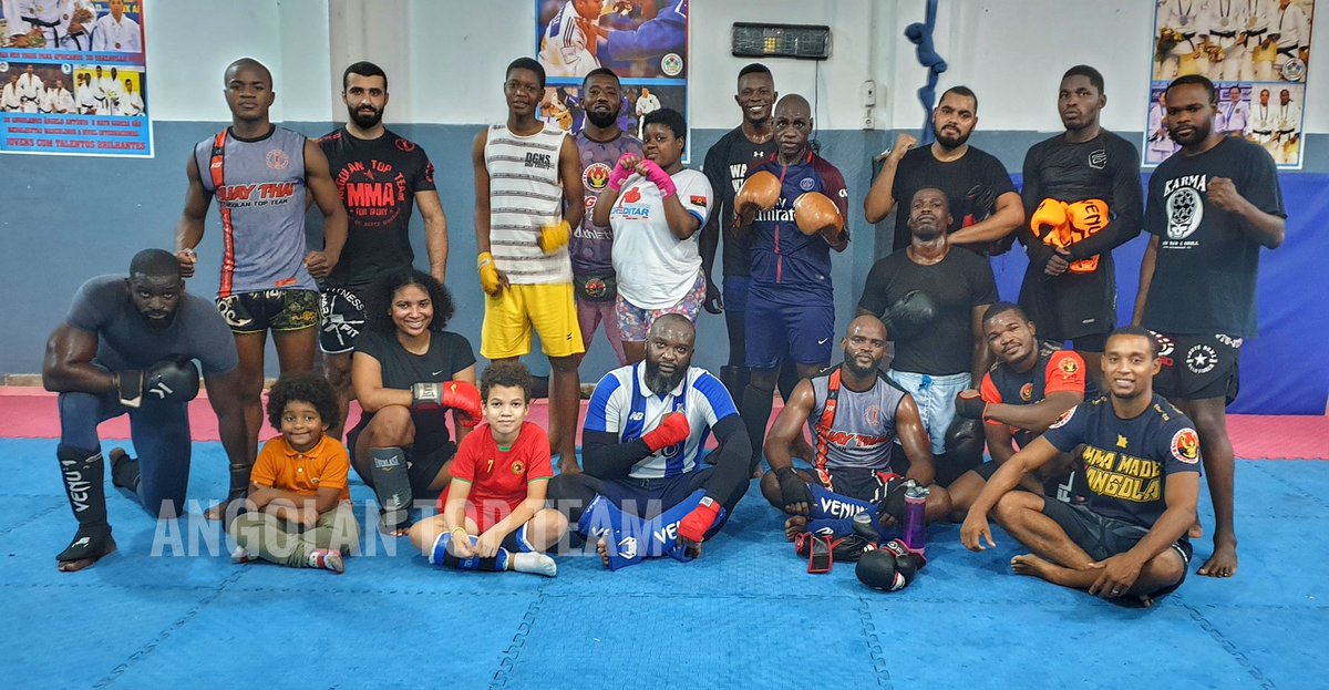 AngolanTopTeam's tweet photo. TEAM who sweat together stay together ✊🏾💪🏾
•
#cantwait #thirsty #bodiesdropping
#weculture #wecultured #sparr #kickboxing #angola #angolakickboxing #kickboxingangola #sparring #SparrLuanda
#sparrangola
#WeAreATT🇦🇴 #AngolanTopTeam👊🏾🇦🇴
#mma_made_in_angola
#MMAMadeInAngola https://t.co/75VlMQWl3V