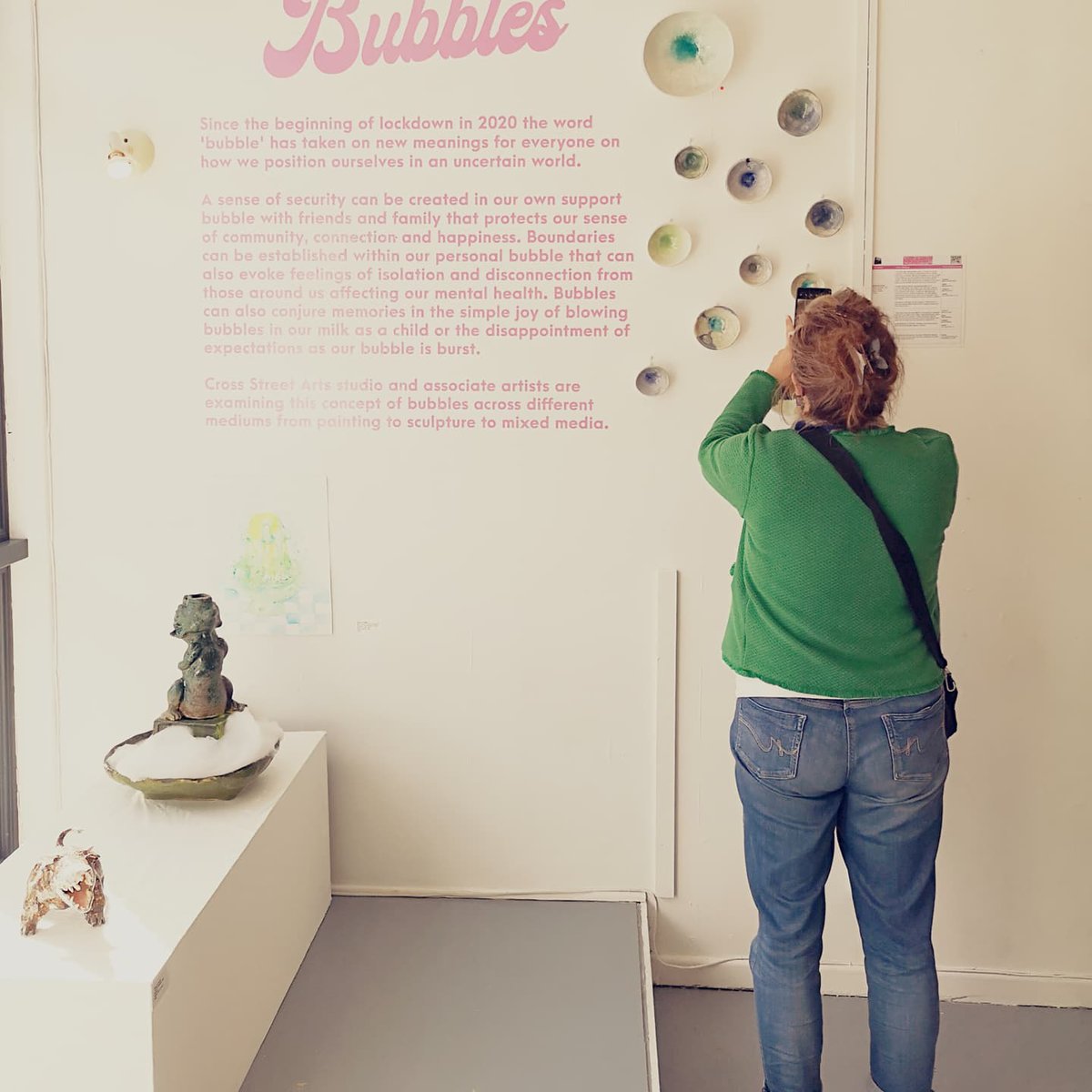 Creative Spin Studios (@creativespinst1) on Twitter photo Our 2nd visit today was to <a href="/CrossStreetArts/">Cross Street Arts</a> Gallery in Standish for their exhibition 'Bubbles' Huge thanks to Brian Whitmore for the warm welcome and for showing us around. Free tickets available to go and see the exhibition (last day tomorrow)
<a href="/wiganart/">Wigan Arts Festival</a> #wiganartsfestival Our 2nd visit today was to <a href="/CrossStreetArts/">Cross Street Arts</a> Gallery in Standish for their exhibition 'Bubbles' Huge thanks to Brian Whitmore for the warm welcome and for showing us around. Free tickets available to go and see the exhibition (last day tomorrow)
<a href="/wiganart/">Wigan Arts Festival</a> #wiganartsfestival