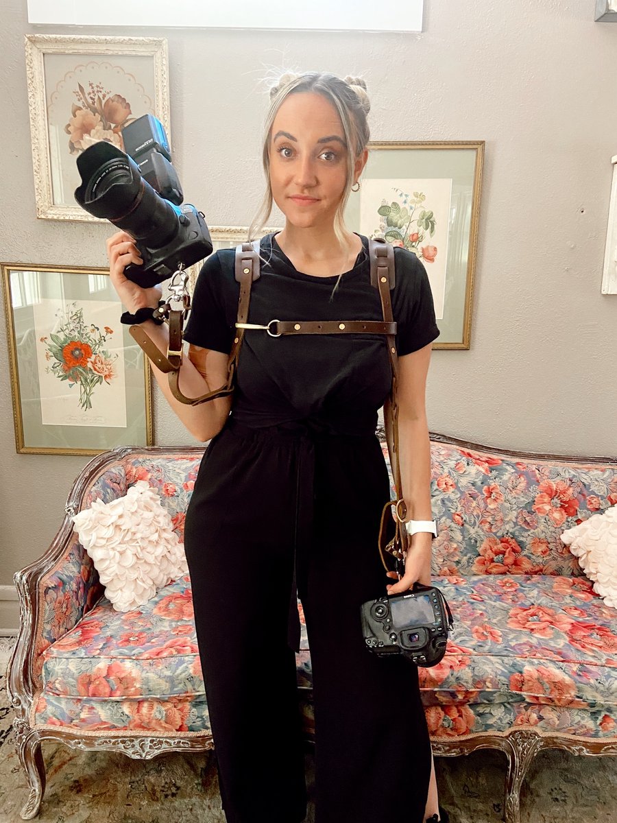ChristineWozz's tweet photo. TOPS 3 THINGS THAT HELPED ME GROW AS A PHOTOGRAPHER (click link)
⁠
https://t.co/MOXO5hoBPf https://t.co/rb8DzshMXh