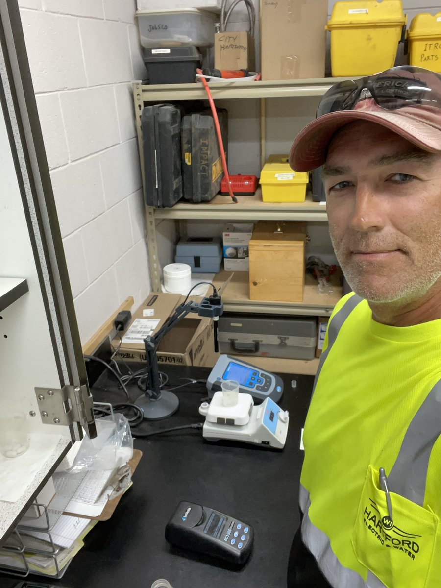 Hartford Water Utilities taking some water sample and selfie’s today! Thanks Chris for the selfie. #CityHallSelfie <a href="/LeagueWIMunis/">League of Wis Munis</a> <a href="/ELGL50/">ELGL: Engaging Local Government Leaders</a> @CityHallSelfie #hartfordproud