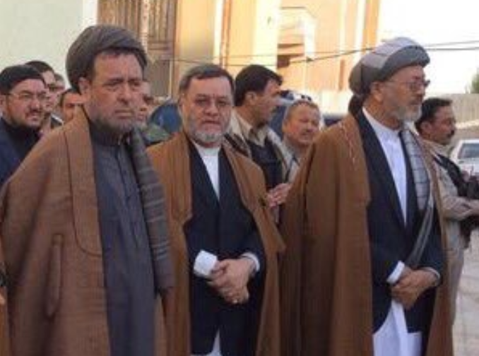 hazaranet's tweet photo. Those distraught, should be brutally honest w/accountability starting from their own.

#Hazaras should hold the trio accountable as #Kabul's cheerleaders for #peacefraud and for flagrant disregard to act against #warcrimes committed against #Hazara civilians.

#Muqawamat https://t.co/HnpzIYMyiP